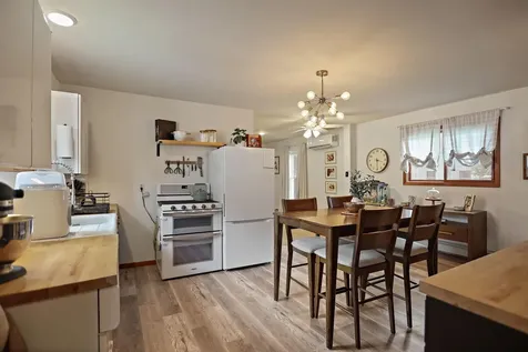 207 W Franklin Street Morristown MN 55052