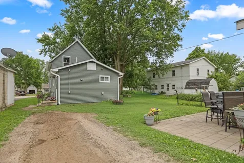 207 W Franklin Street Morristown MN 55052