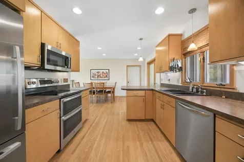 6204 Ashcroft Lane Edina MN 55424