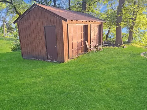 300 E Amber Lake Drive Fairmont MN 56031
