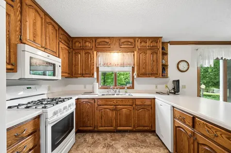 9897 80th Avenue SE Clear Lake MN 55319