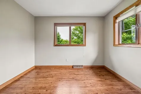 9897 80th Avenue SE Clear Lake MN 55319