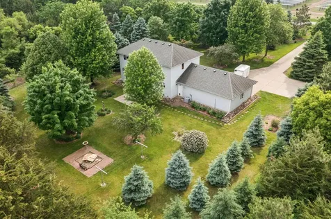 9897 80th Avenue SE Clear Lake MN 55319