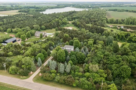 9897 80th Avenue SE Clear Lake MN 55319