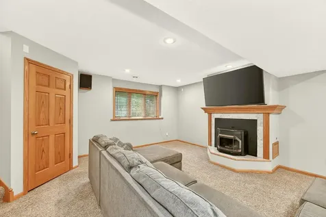 2482 Crimson Ridge Circle NW Rochester MN 55901