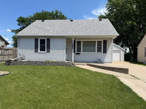1306 Mcmillan Street Worthington MN 56187