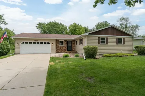 1810 Candi Lane North Mankato MN 56003