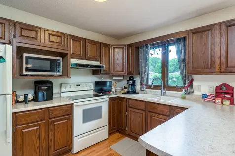 1810 Candi Lane North Mankato MN 56003