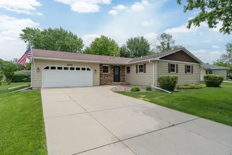 1810 Candi Lane North Mankato MN 56003