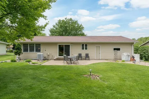 1810 Candi Lane North Mankato MN 56003