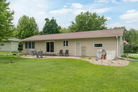 1810 Candi Lane North Mankato MN 56003