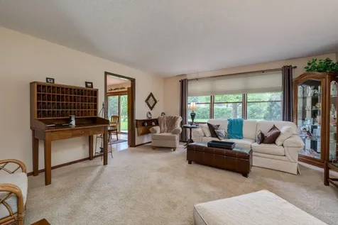 1810 Candi Lane North Mankato MN 56003