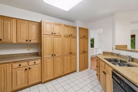15575 17th Place N Plymouth MN 55447