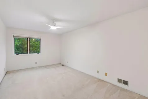 15575 17th Place N Plymouth MN 55447