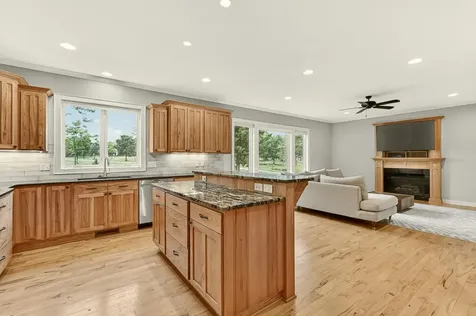 5145 Scenic Oak Drive SW Rochester MN 55902