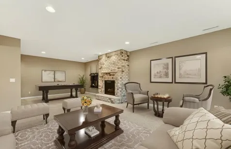 5145 Scenic Oak Drive SW Rochester MN 55902
