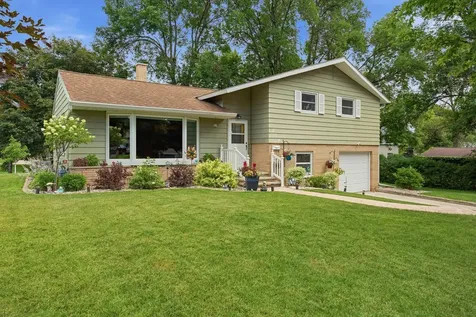 204 2nd Street NW Fairfax MN 55332
