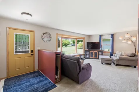 204 2nd Street NW Fairfax MN 55332