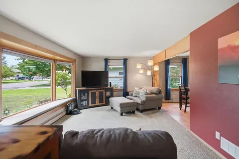 204 2nd Street NW Fairfax MN 55332