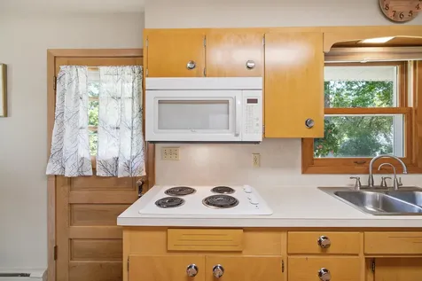 204 2nd Street NW Fairfax MN 55332