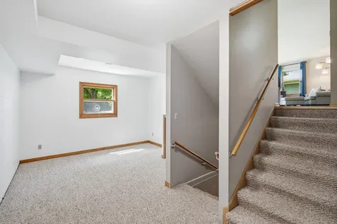 204 2nd Street NW Fairfax MN 55332