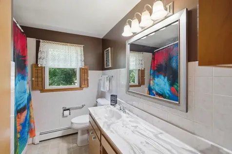 204 2nd Street NW Fairfax MN 55332