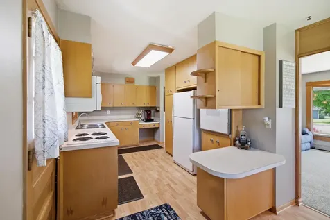 204 2nd Street NW Fairfax MN 55332