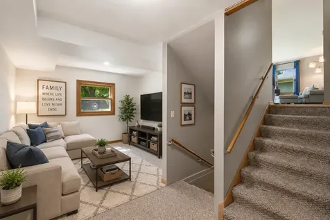 204 2nd Street NW Fairfax MN 55332