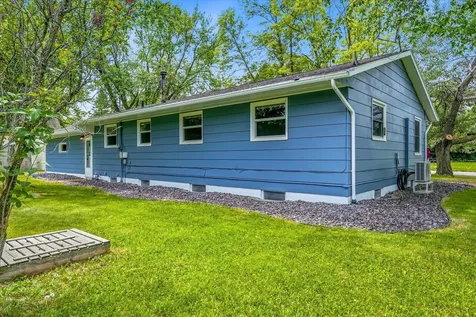 535 2nd Avenue NE Milaca MN 56353