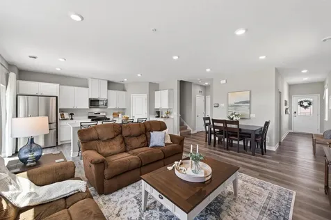 13769 Kaylemore Trail Rosemount MN 55068