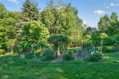 8840 River Heights Way Inver Grove Heights MN 55076