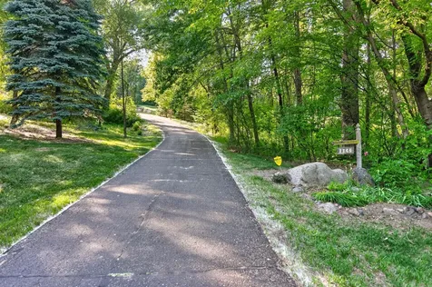 8840 River Heights Way Inver Grove Heights MN 55076