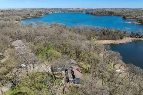 7481 Long Lake Road Willmar MN 56201
