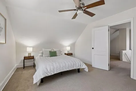 2006 Fremont Avenue S Minneapolis MN 55405