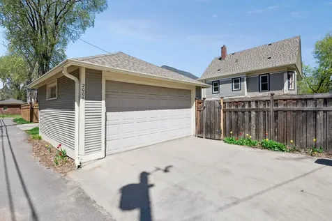 2006 Fremont Avenue S Minneapolis MN 55405