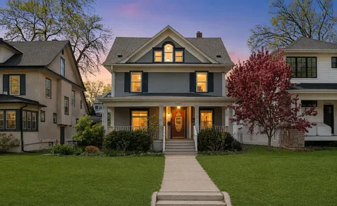 2006 Fremont Avenue S Minneapolis MN 55405