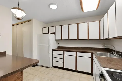 975 Yuma Lane N Plymouth MN 55447