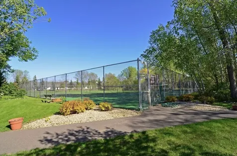 975 Yuma Lane N Plymouth MN 55447