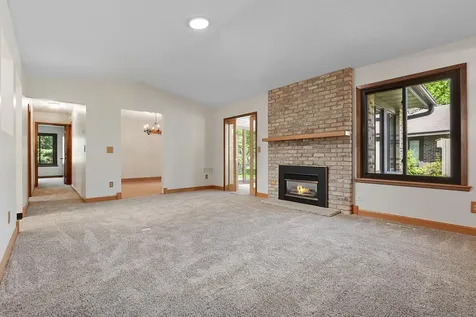 975 Yuma Lane N Plymouth MN 55447