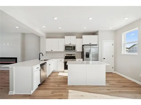 6770 Wildflower Way Minnetrista MN 55364
