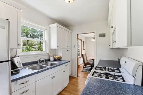 1873 Hawthorne Avenue E Saint Paul MN 55119
