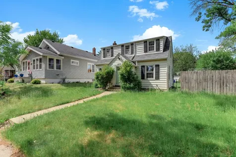 1873 Hawthorne Avenue E Saint Paul MN 55119