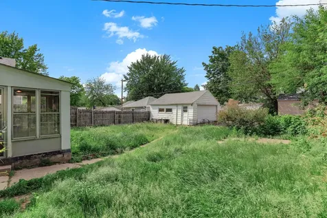 1873 Hawthorne Avenue E Saint Paul MN 55119