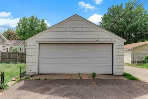 1873 Hawthorne Avenue E Saint Paul MN 55119
