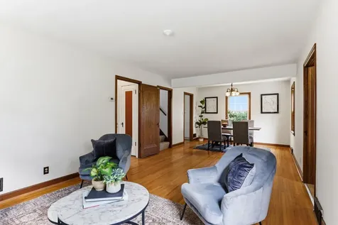 1873 Hawthorne Avenue E Saint Paul MN 55119
