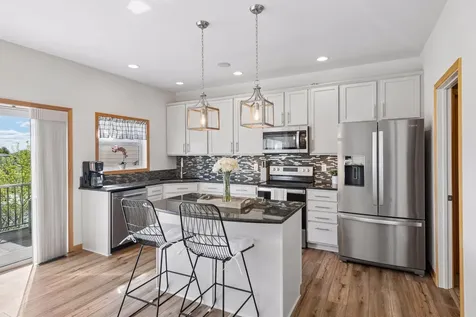 1238 Vernon Drive Carver MN 55315