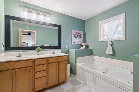 1238 Vernon Drive Carver MN 55315