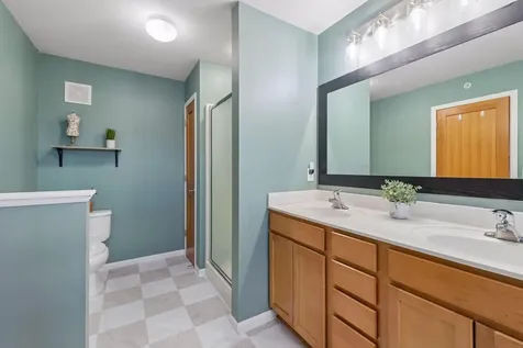 1238 Vernon Drive Carver MN 55315