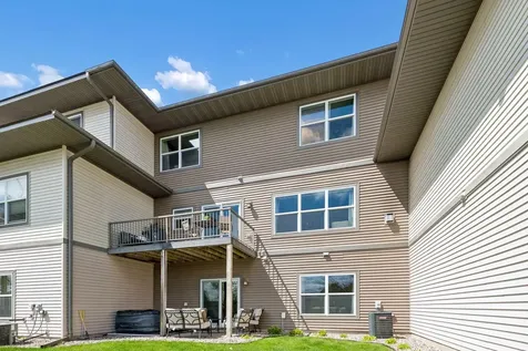 1238 Vernon Drive Carver MN 55315