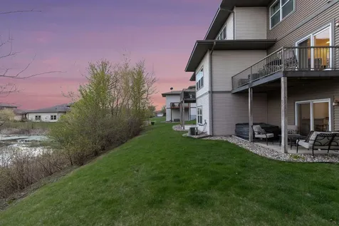 1238 Vernon Drive Carver MN 55315